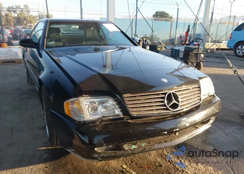 2000 Mercedes-Benz Sl 500 z USA, uszkodzony, nr VIN WDBFA68F2YF195402